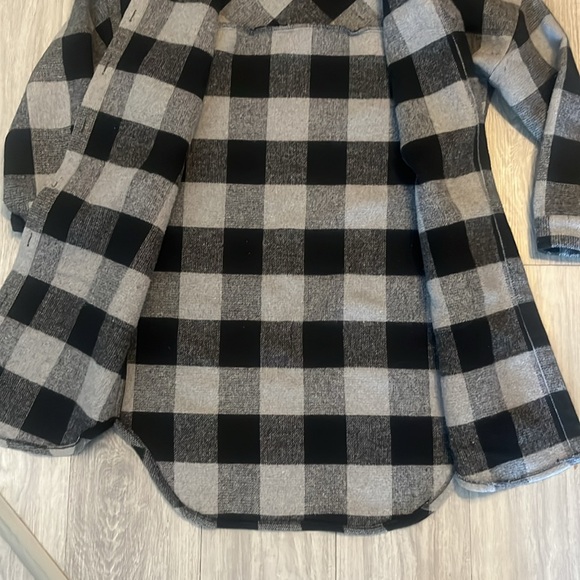 Long Shacket - Picture 7 of 12